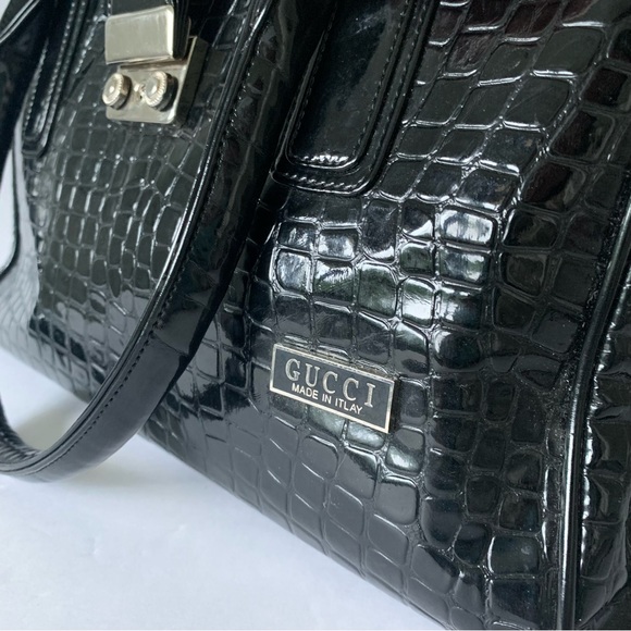 Authentic Gucci mini purse black crocodile print locking purse suede lining - Picture 3 of 15
